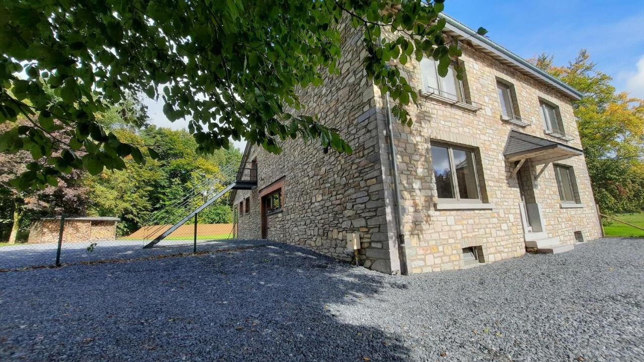 Les Highlands - Maison De Vacances Houffalize Bagian luar foto